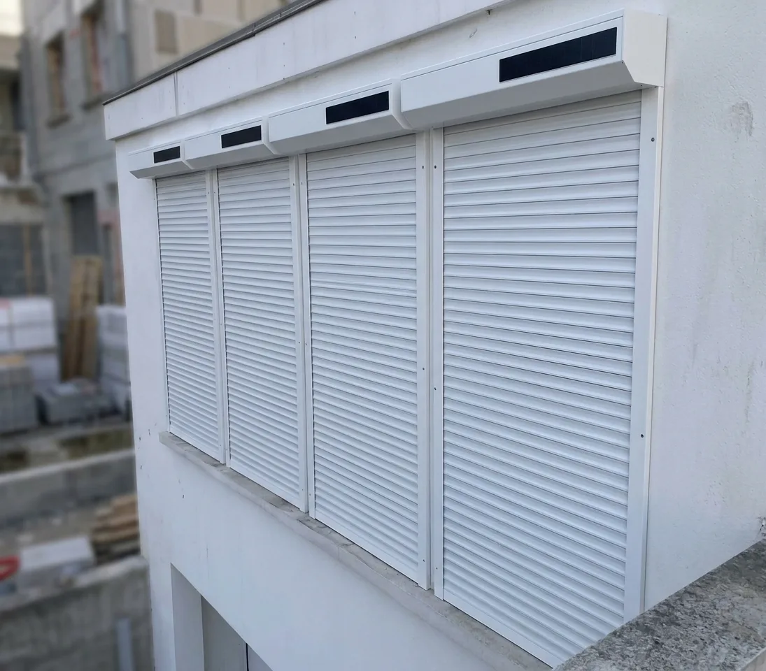 Volet roulant solaire à Marseille 8